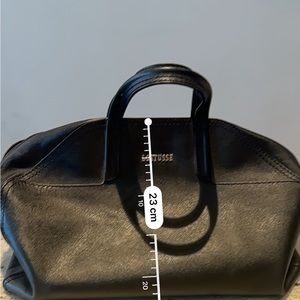 Lottusse black safino leather bag